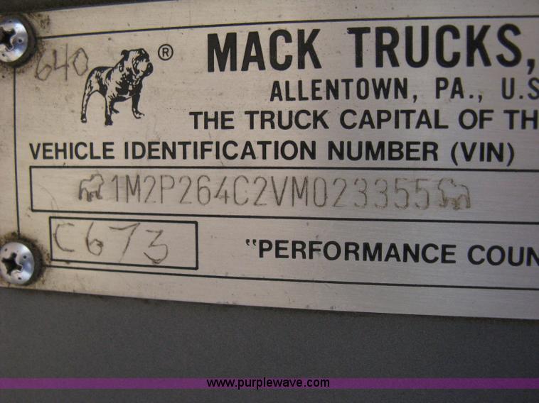 image for item 8115 1997 Mack RD690S triple axle dump truck