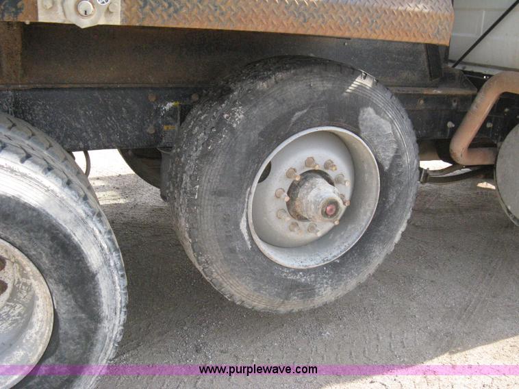 image for item 8115 1997 Mack RD690S triple axle dump truck