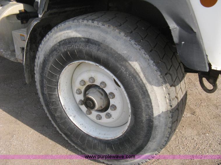 image for item 8115 1997 Mack RD690S triple axle dump truck