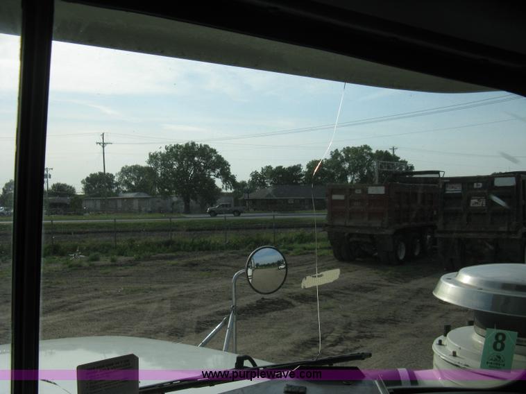 image for item 8116 2001 Mack RD688S triple axle dump truck