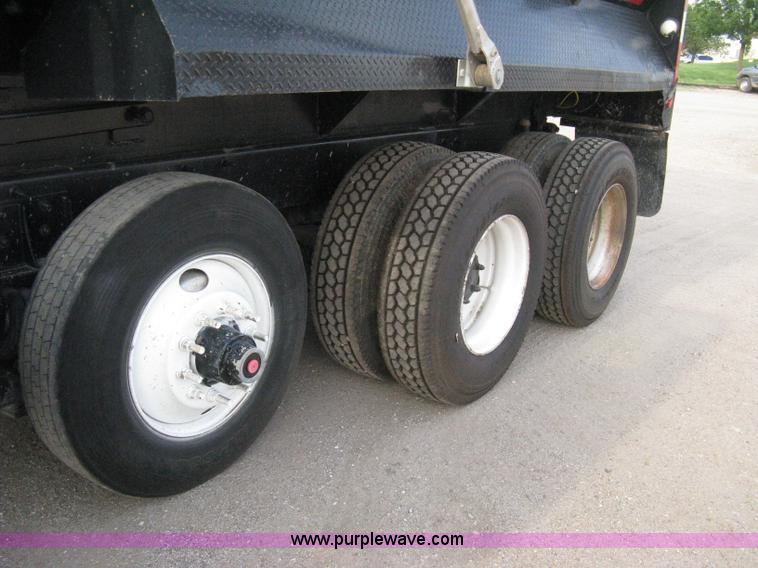 image for item 8116 2001 Mack RD688S triple axle dump truck