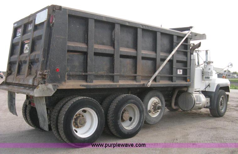 image for item 8117 2001 Mack RD688S triple axle dump truck