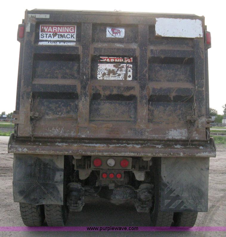 image for item 8117 2001 Mack RD688S triple axle dump truck