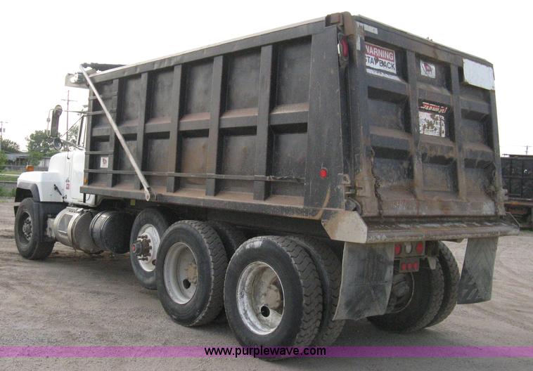 image for item 8117 2001 Mack RD688S triple axle dump truck