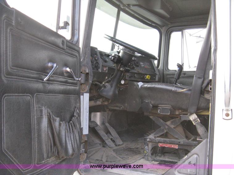 image for item 8117 2001 Mack RD688S triple axle dump truck