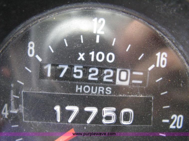 image for item 8117 2001 Mack RD688S triple axle dump truck