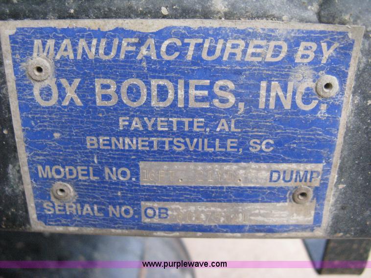 image for item 8117 2001 Mack RD688S triple axle dump truck