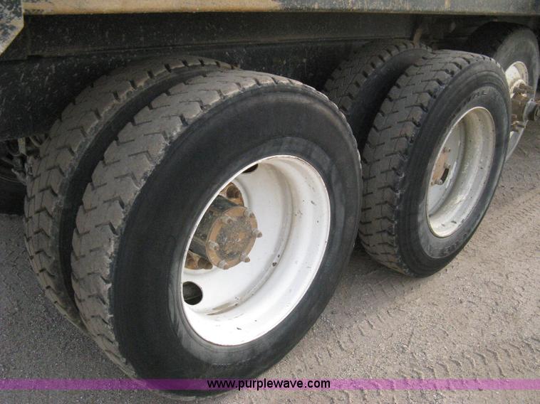 image for item 8117 2001 Mack RD688S triple axle dump truck