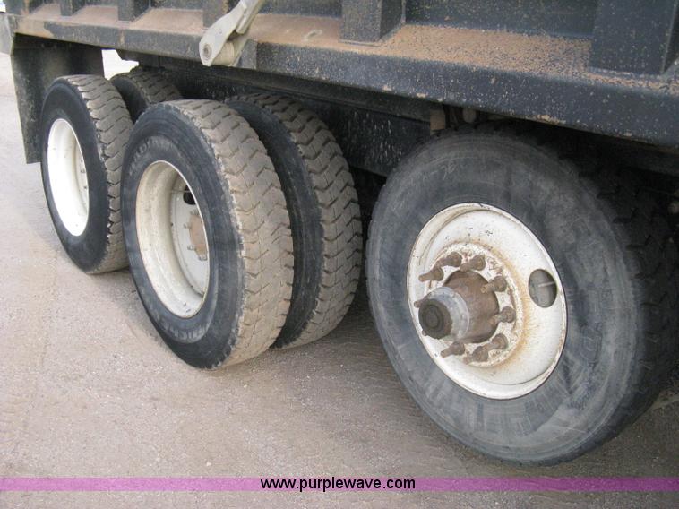 image for item 8117 2001 Mack RD688S triple axle dump truck