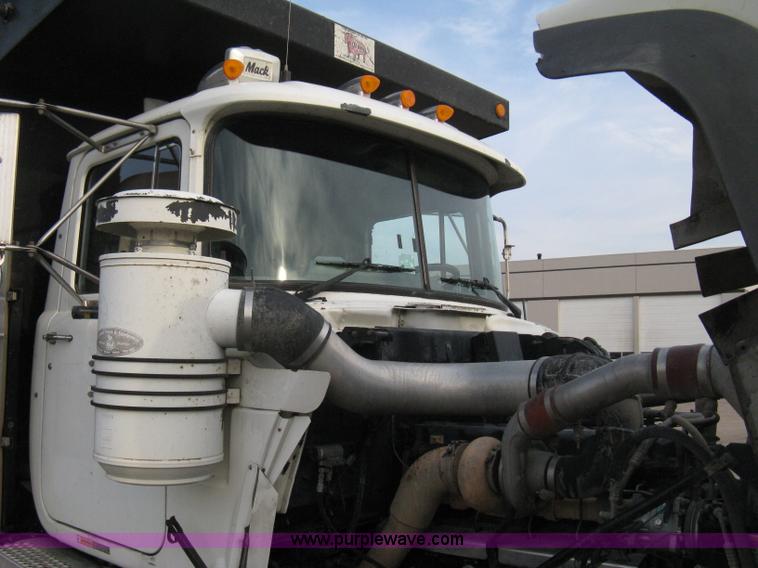 image for item 8117 2001 Mack RD688S triple axle dump truck