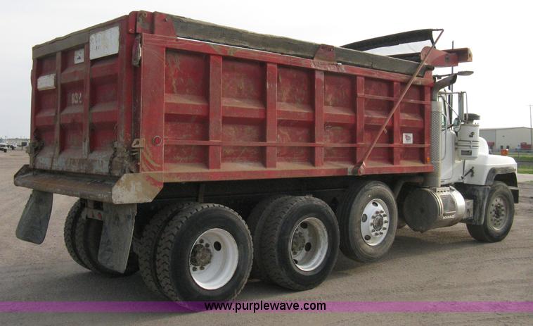 image for item 8118 2002 Mack RD688S triple axle dump truck