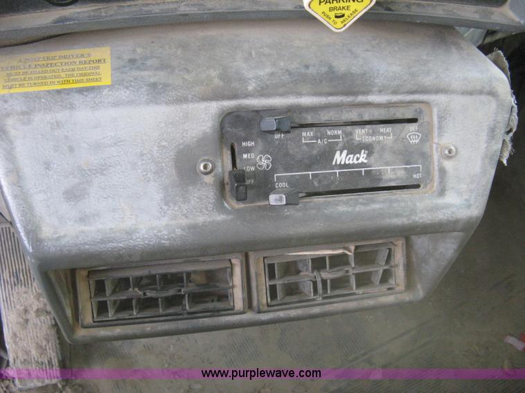 image for item 8118 2002 Mack RD688S triple axle dump truck