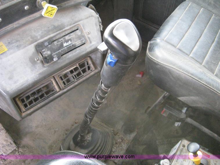 image for item 8118 2002 Mack RD688S triple axle dump truck