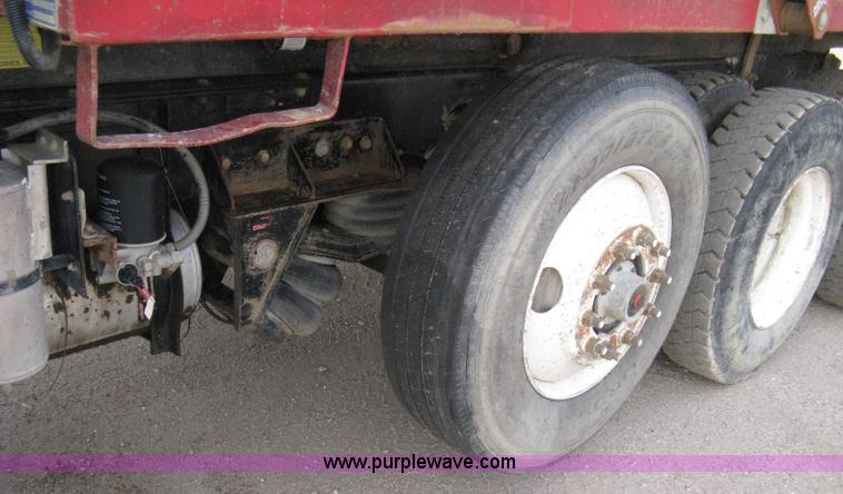 image for item 8118 2002 Mack RD688S triple axle dump truck