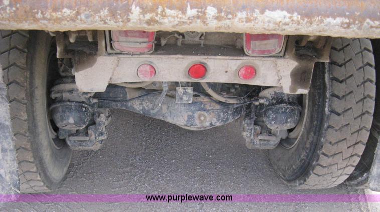 image for item 8118 2002 Mack RD688S triple axle dump truck
