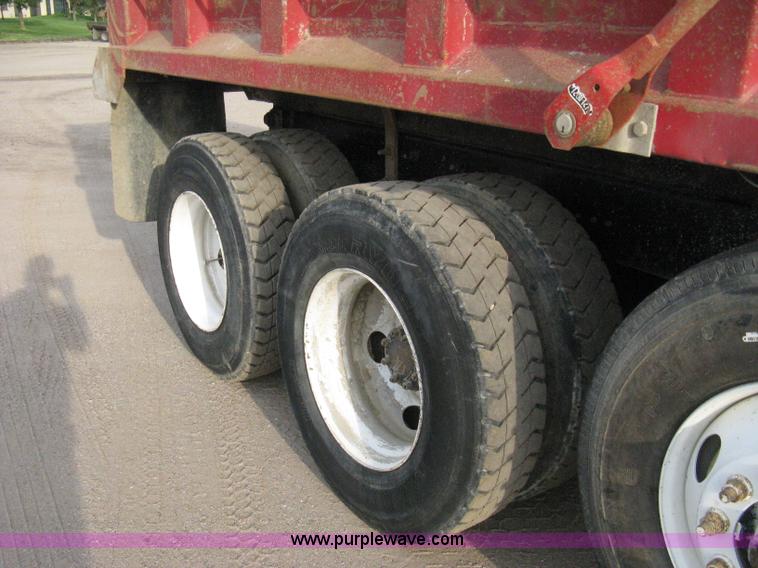 image for item 8118 2002 Mack RD688S triple axle dump truck