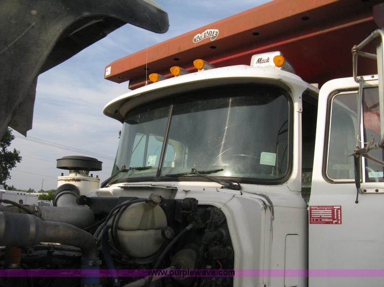 image for item 8118 2002 Mack RD688S triple axle dump truck