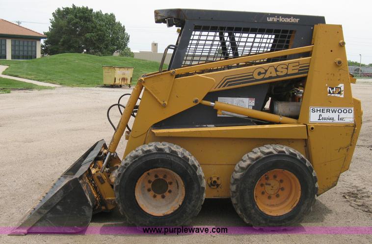 image for item 8119 1997 Case 1845C skid loader