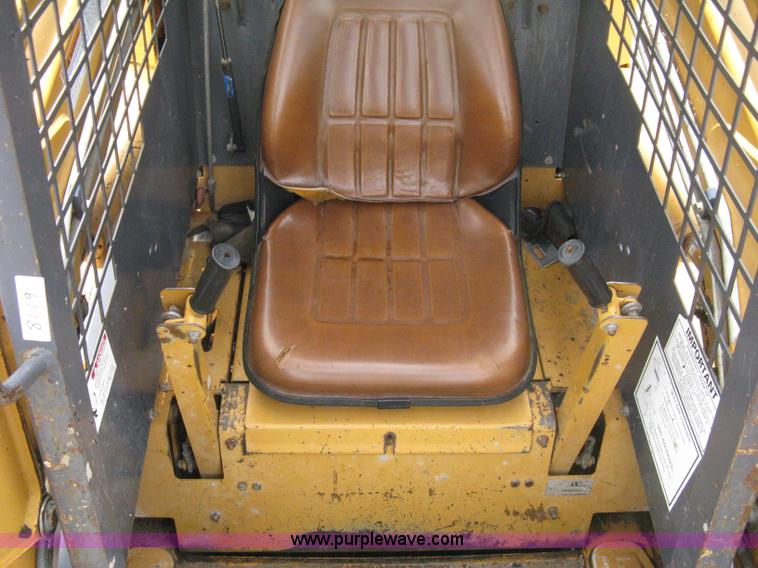 image for item 8119 1997 Case 1845C skid loader