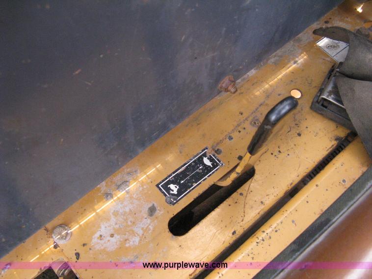 image for item 8119 1997 Case 1845C skid loader