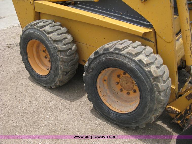 image for item 8119 1997 Case 1845C skid loader