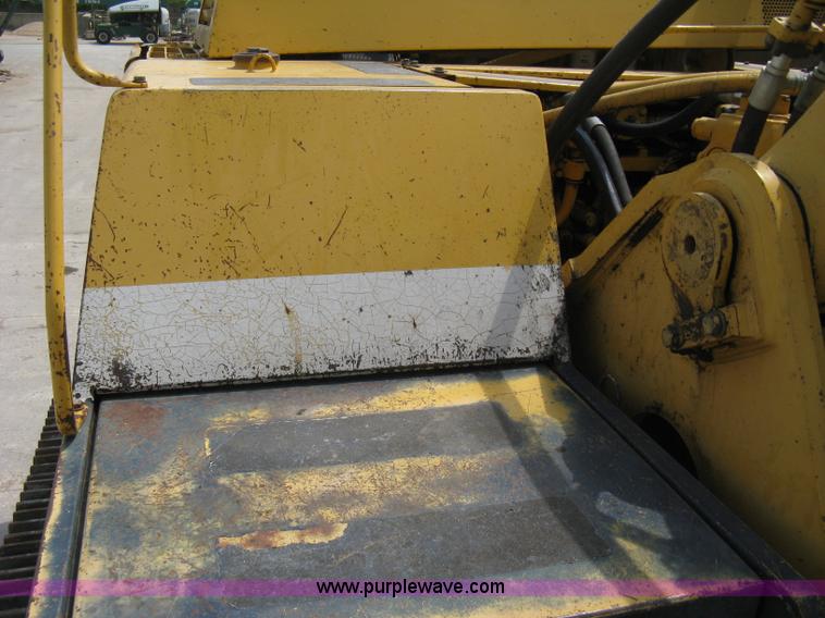 image for item 8120 1993 Komatsu PC400LC excavator