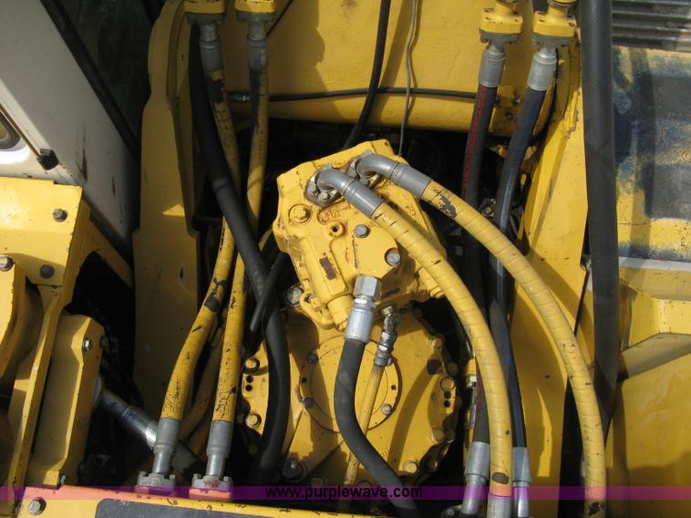 image for item 8120 1993 Komatsu PC400LC excavator