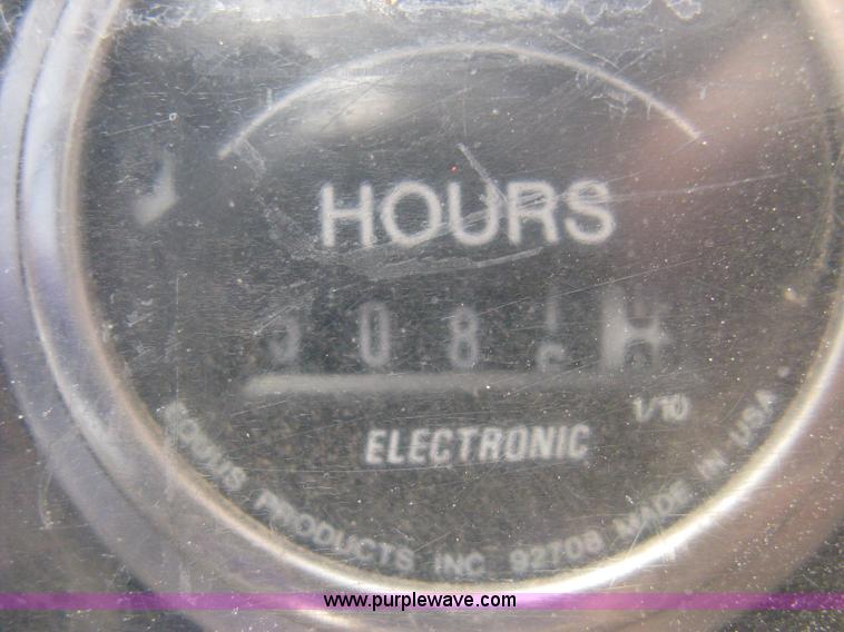 image for item 8121 1998 SkyTrak 6036 telehandler