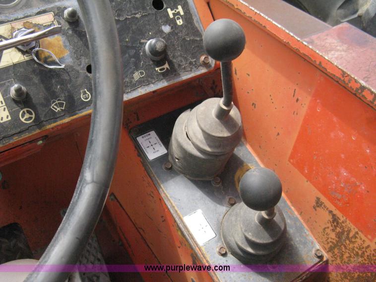 image for item 8121 1998 SkyTrak 6036 telehandler