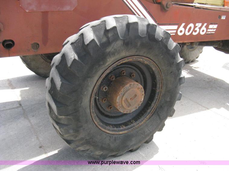 image for item 8121 1998 SkyTrak 6036 telehandler