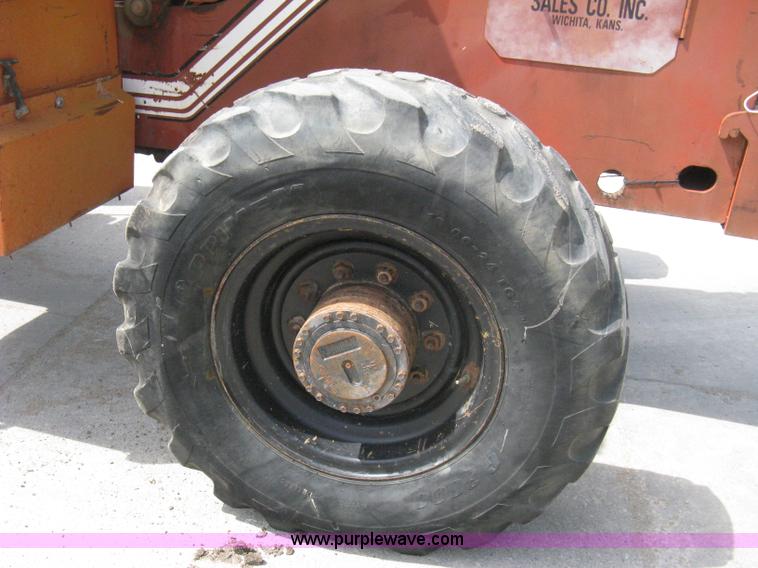 image for item 8121 1998 SkyTrak 6036 telehandler