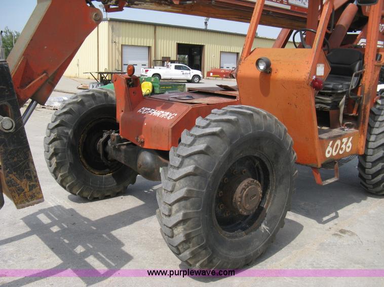image for item 8122 1998 SkyTrak 6036 telehandler