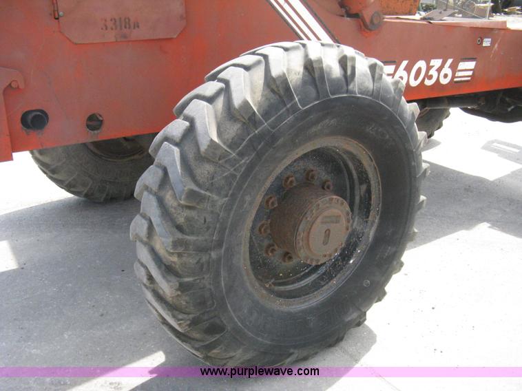 image for item 8122 1998 SkyTrak 6036 telehandler