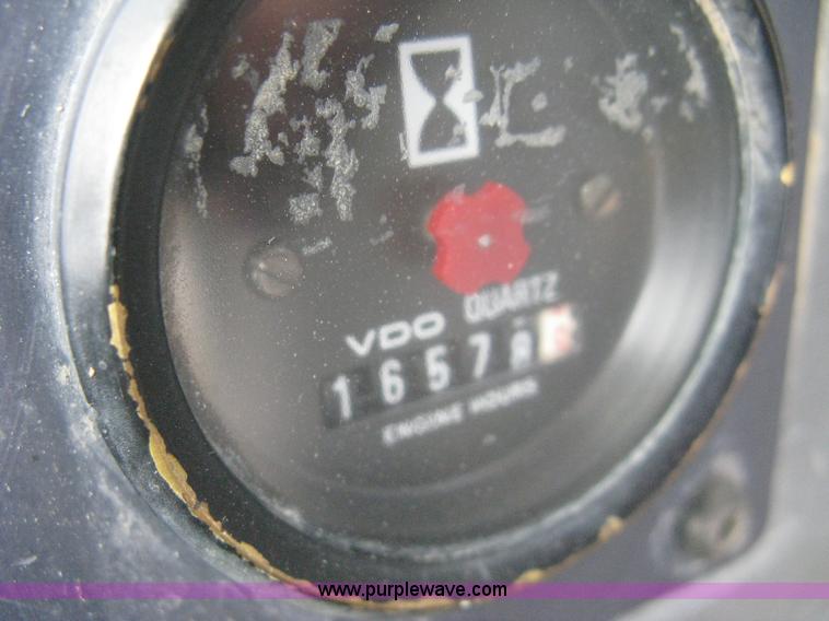 image for item 8123 1993 Volvo Michigan L90B wheel loader