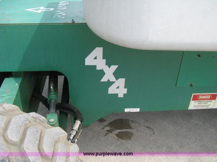 image for item 8124 1999 Condor T66J boom lift