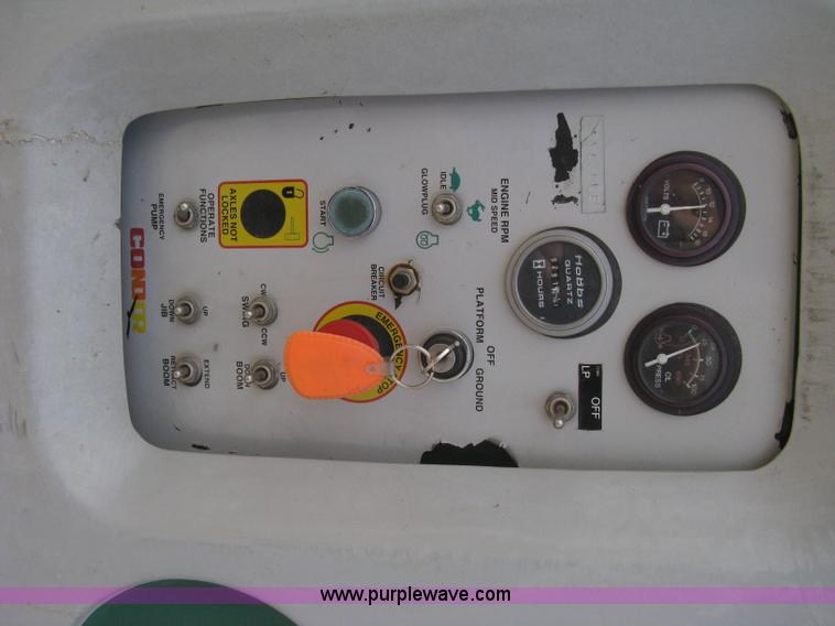 image for item 8124 1999 Condor T66J boom lift