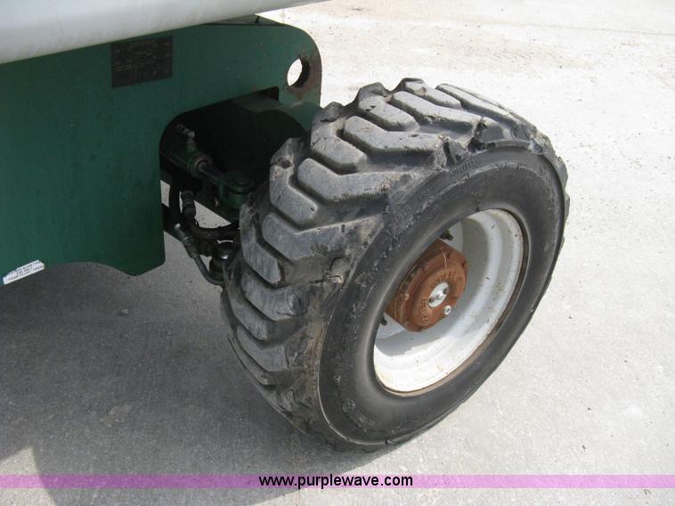 image for item 8124 1999 Condor T66J boom lift