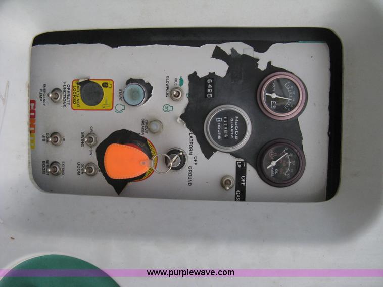 image for item 8125 1999 Condor T66J boom lift