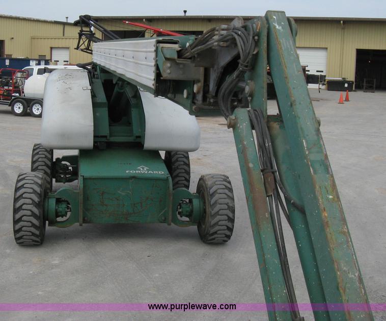 image for item 8125 1999 Condor T66J boom lift