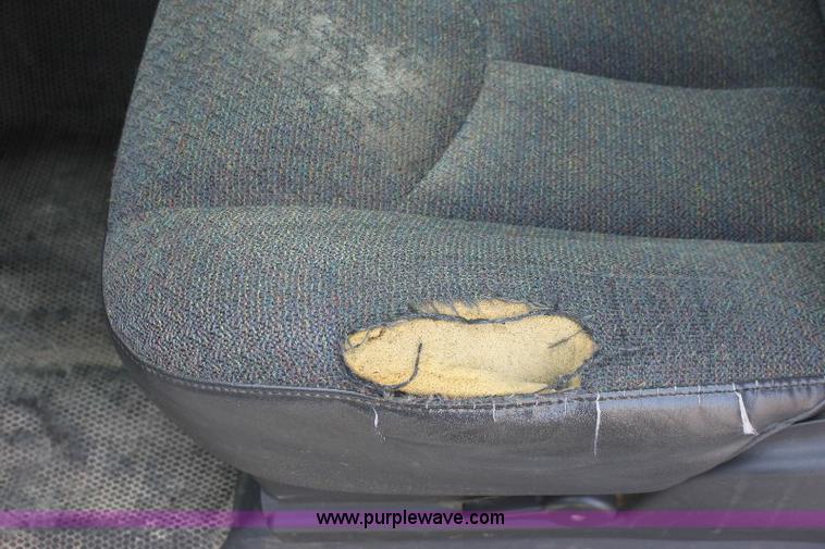 image for item 8126 2007 Chevrolet Silverado C1500 extended cab pickup truck