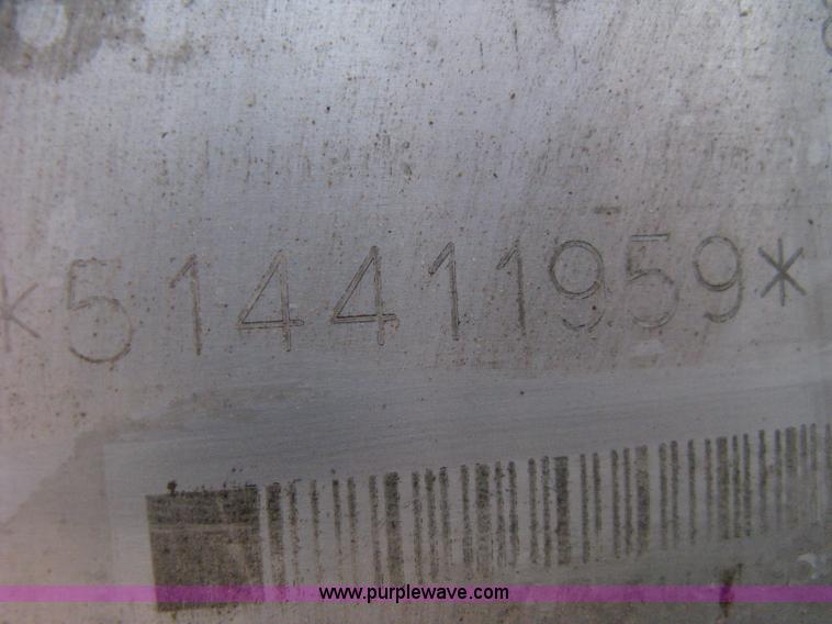 image for item 8157 1996 Bobcat 863 C-series skid loader