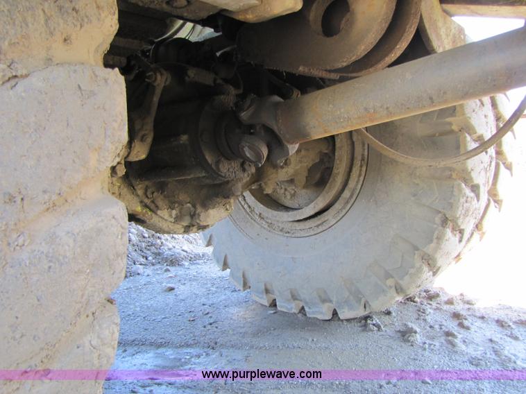 image for item 8258 Euclid 207FD off road dump truck