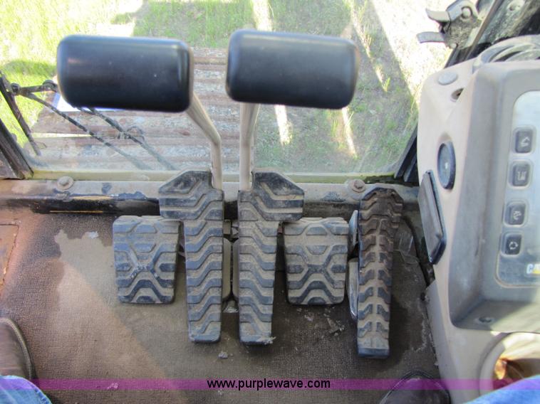 image for item 8259 Caterpillar 345B LME excavator