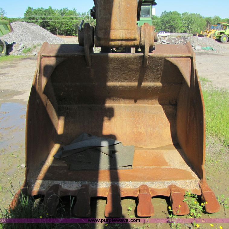 image for item 8259 Caterpillar 345B LME excavator