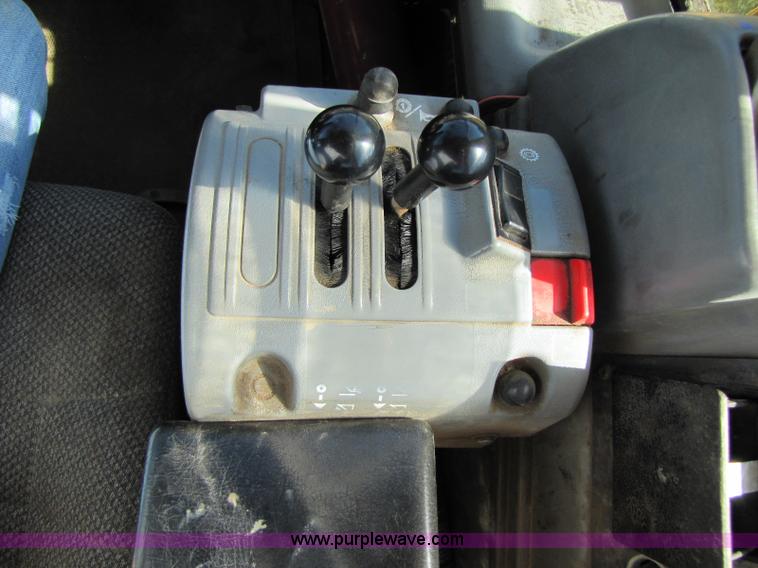 image for item 8260 2006 Volvo L330E wheel loader