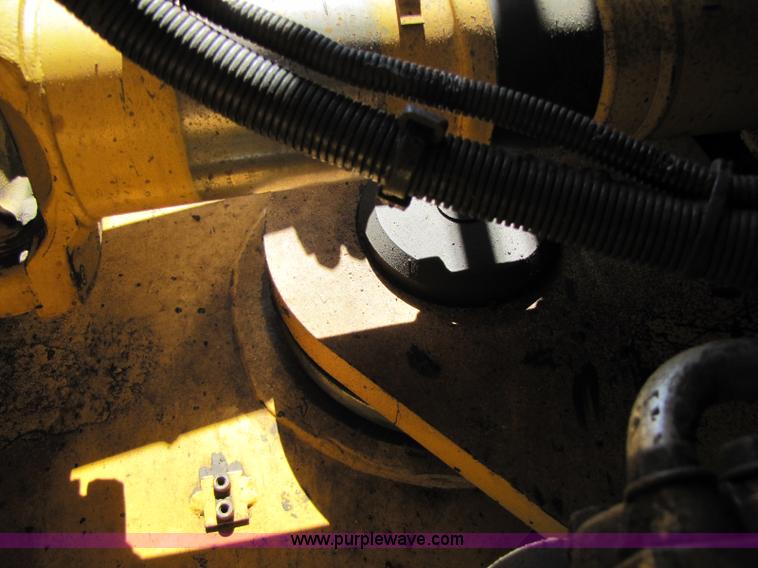 image for item 8260 2006 Volvo L330E wheel loader