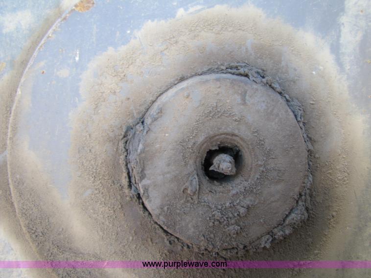 image for item 8260 2006 Volvo L330E wheel loader