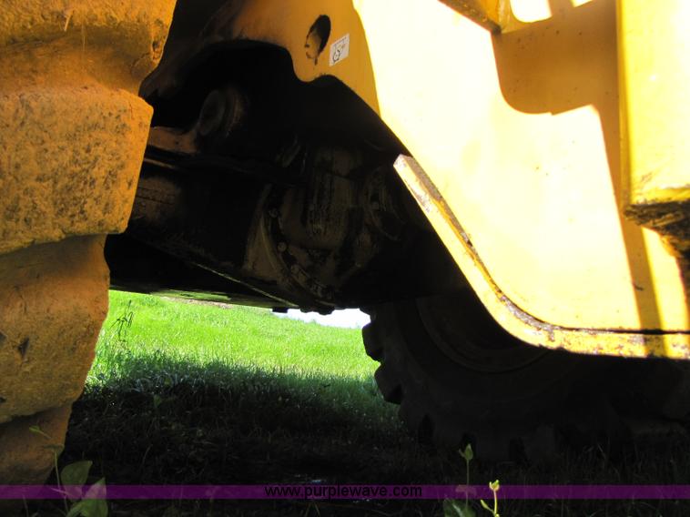 image for item 8260 2006 Volvo L330E wheel loader