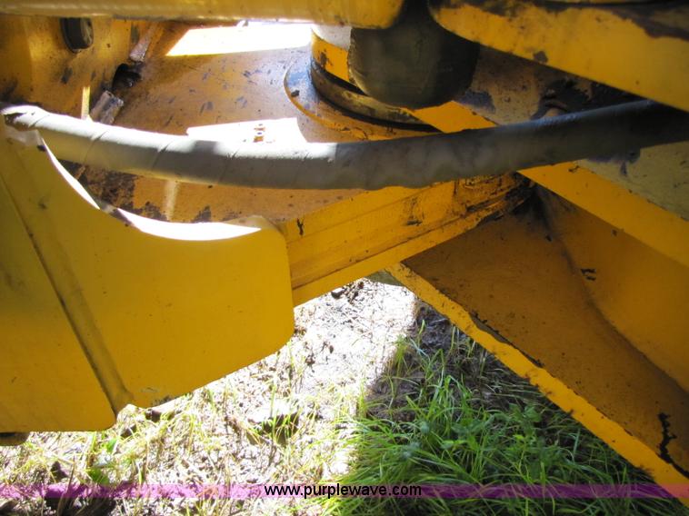 image for item 8261 2005 Volvo L330E wheel loader