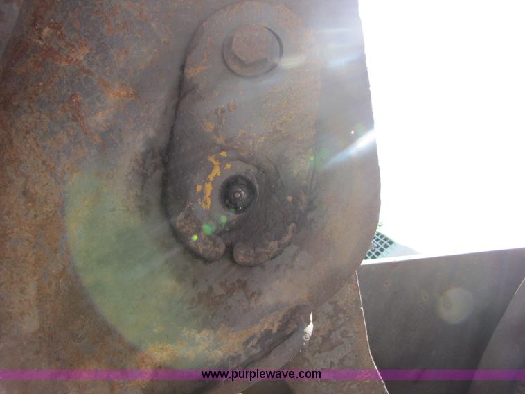 image for item 8261 2005 Volvo L330E wheel loader